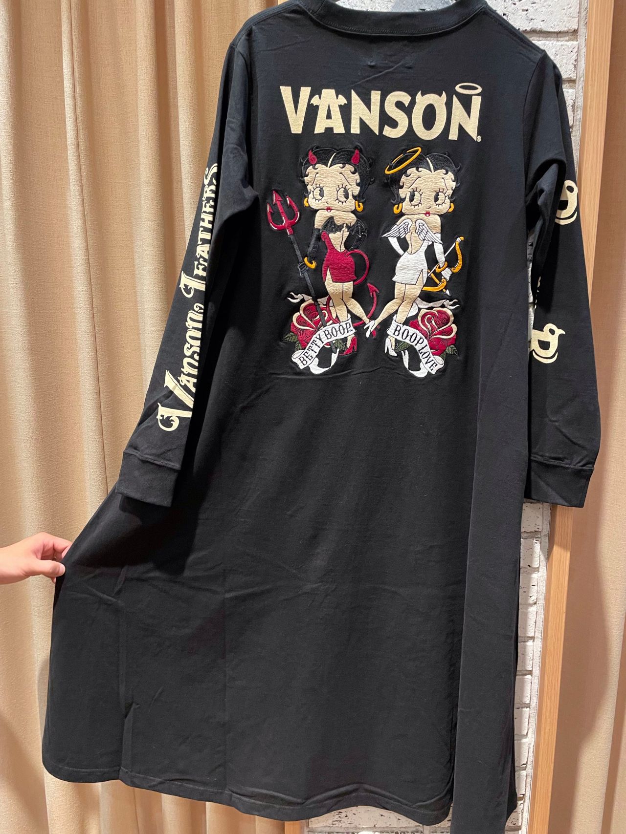Vanson Angel Devil 刺繍入りワン Csmen シーズメン 公式ショップブログ