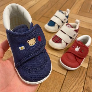 ファミリアシューズ　19センチ ファミリア アシックス スニーカー グリーン 19 - メルカリ