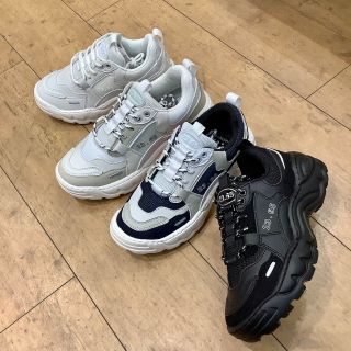 [23.65] ROI シューズ 韓国 23.65(イーシプサムチョンユクオ) - ロイシューズ / ROI SHOES