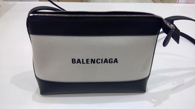 バレンシアガ BALENCIAGA ショルダーバッグ NAVY CABAS