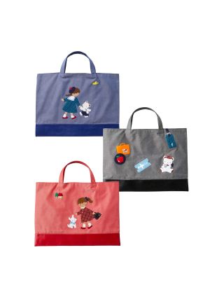新品タグ付き　ファミリアデニムバック赤「あのカフェに行こう」　再値引きしました 新品タグ付き ファミリアデニムバック赤「あのカフェに行こう