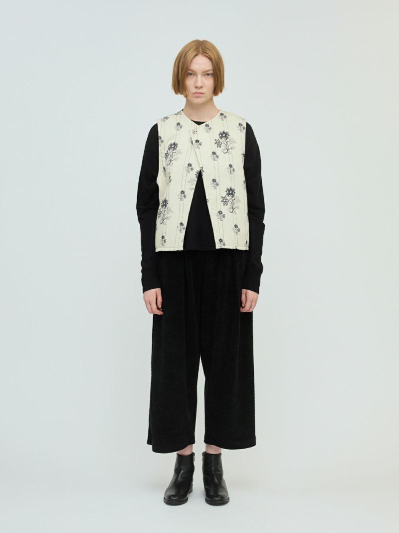 our ロング丈のキルティングベスト ロング丈のキルティングベスト – OURHOME