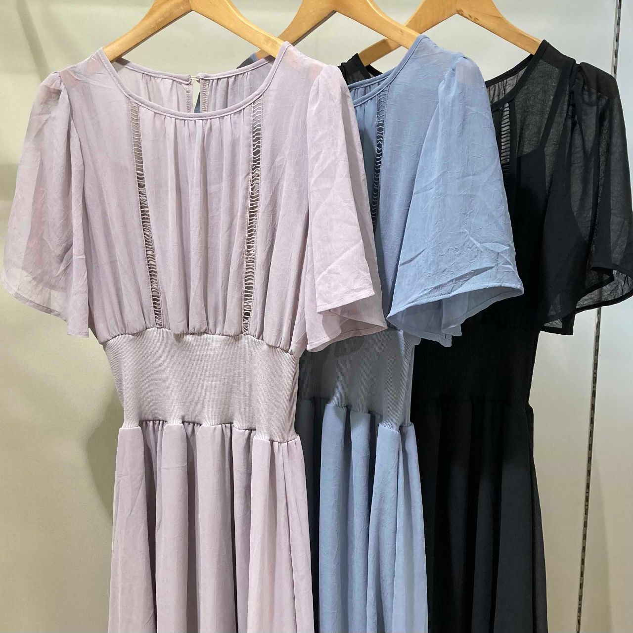 夏にオススメのワンピース3選 アストリア北千住店 Astoria アストリア 公式ショップブログ