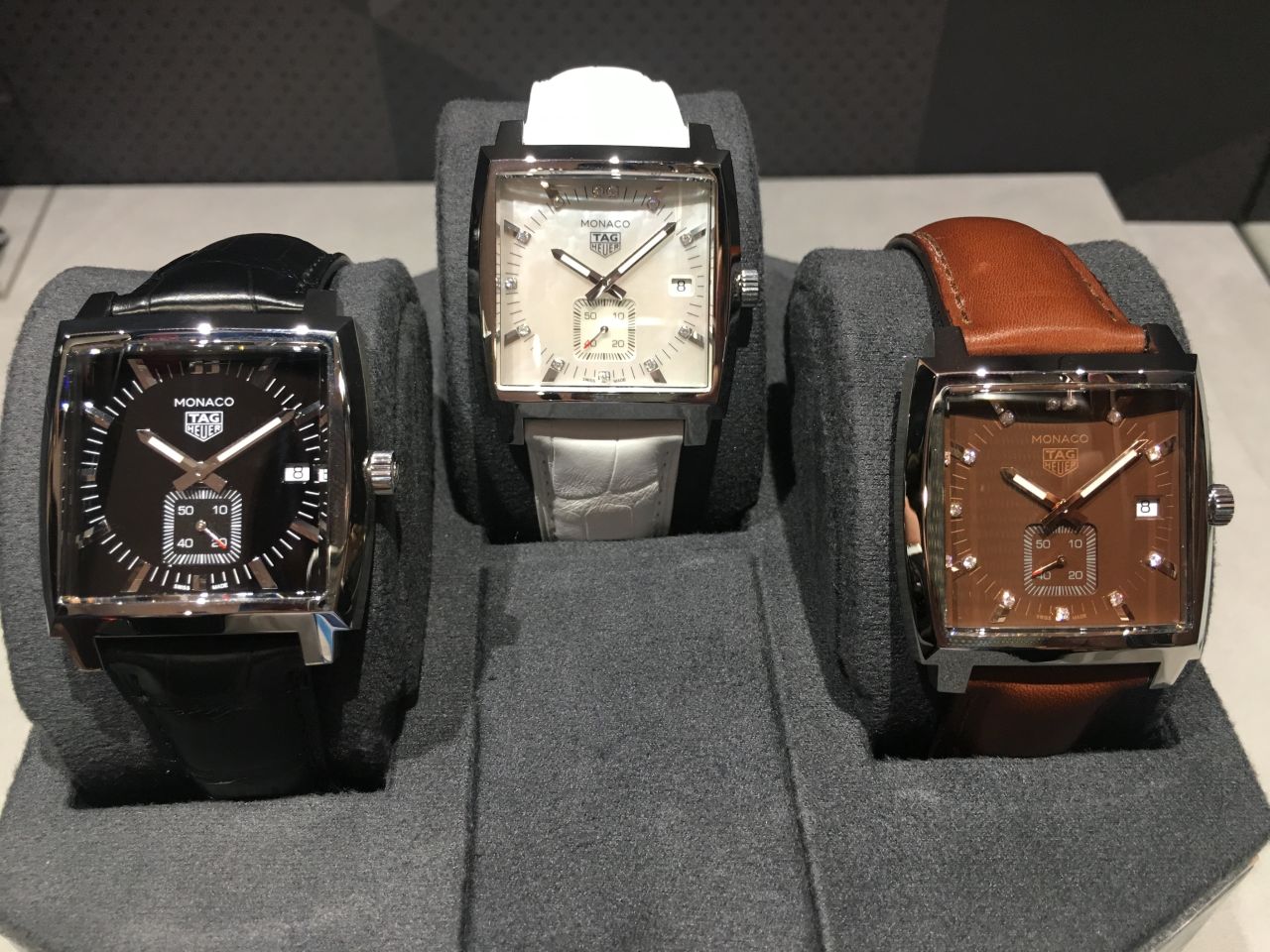 タグホイヤー　モナコ　値下げ　新品仕上げ済み タグ・ホイヤー(TAG Heuer) 2023新作 タグ・ホイヤーから、2023