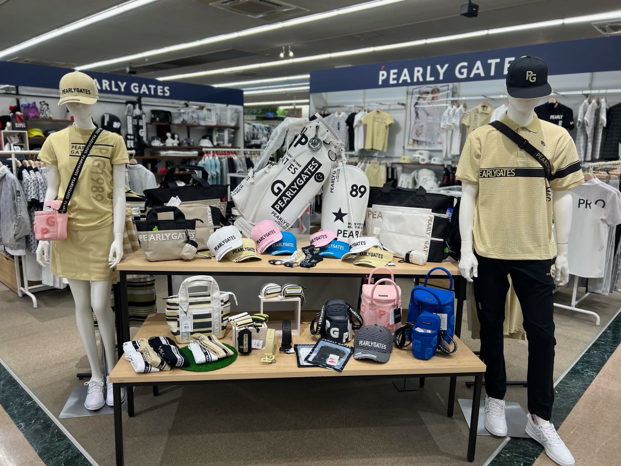 パーリーゲイツ 「シャンパンゴールド」新作！！ | ゴルフ5 沼津店