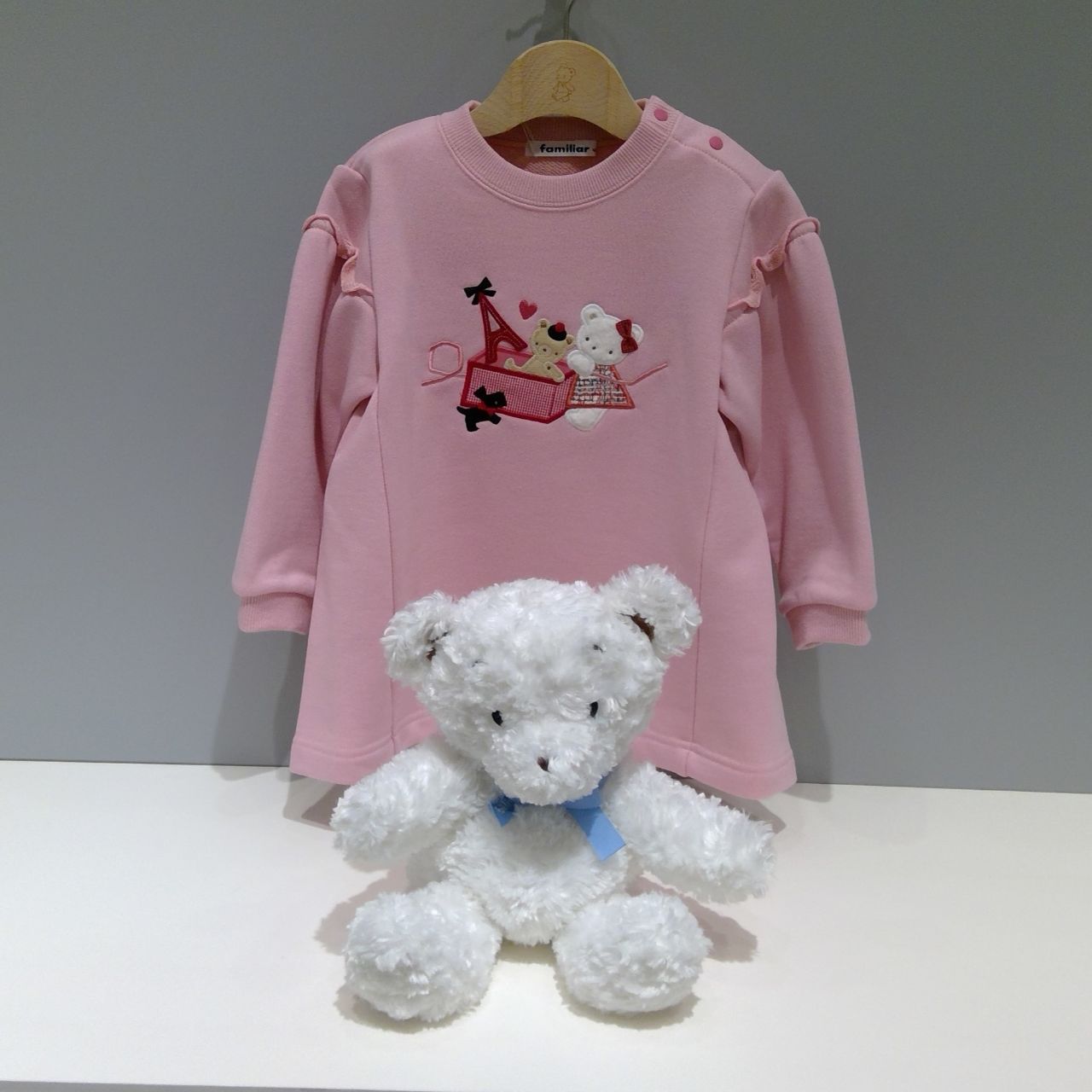 もうすぐ『クリスマス』☆かわいいお洋服のご紹介です☆｜ファミリア