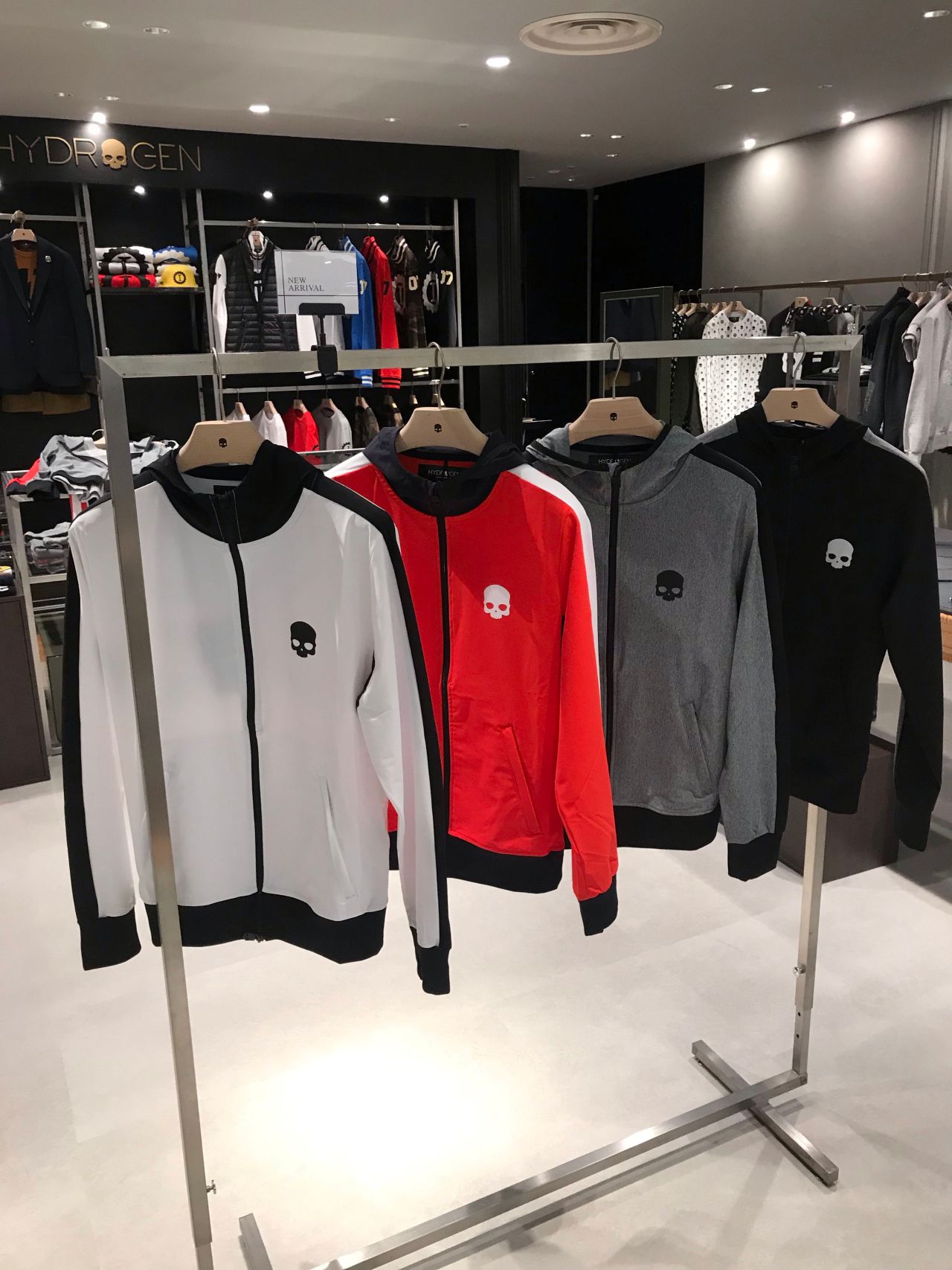 New Zip Up Parka 阪急メンズ大阪 Hydrogen ハイドロゲン 公式ショップブログ