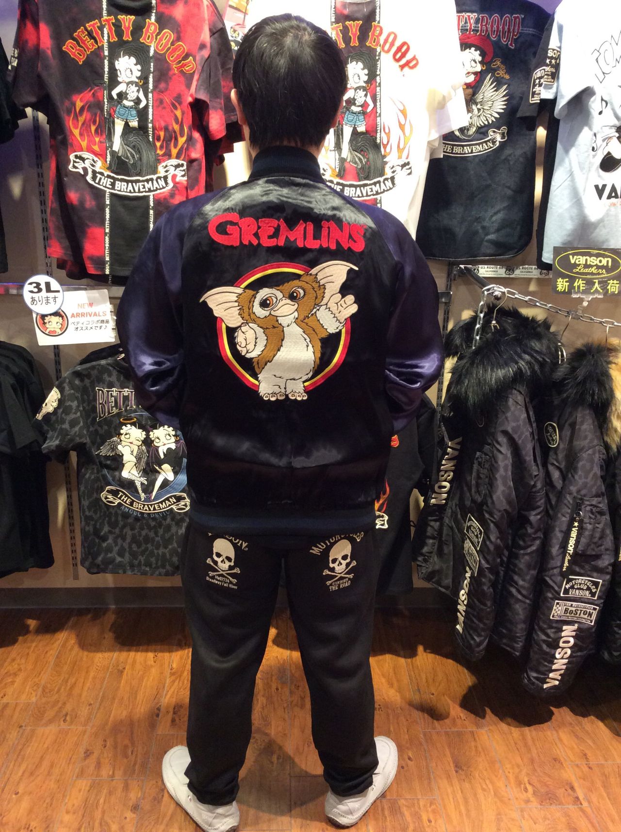 OVER THE STRiPES × GREMLiNS スカジャン（Department Store