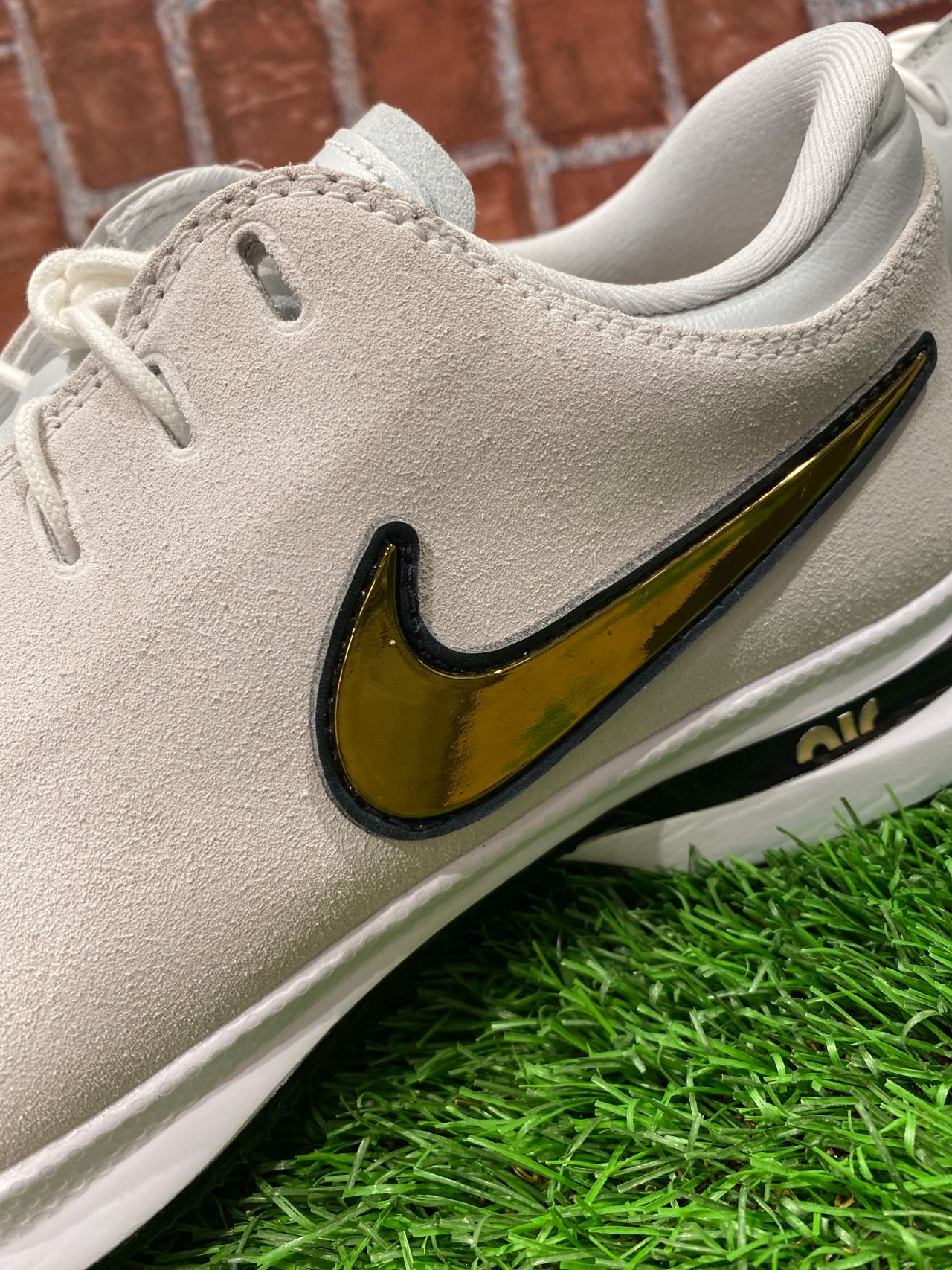 Nike United ゴルフシューズ ベージュとホワイト NIKE（ナイキ）ゴルフシューズ入荷✨ | ゴルフ5 プレステージ新宿店