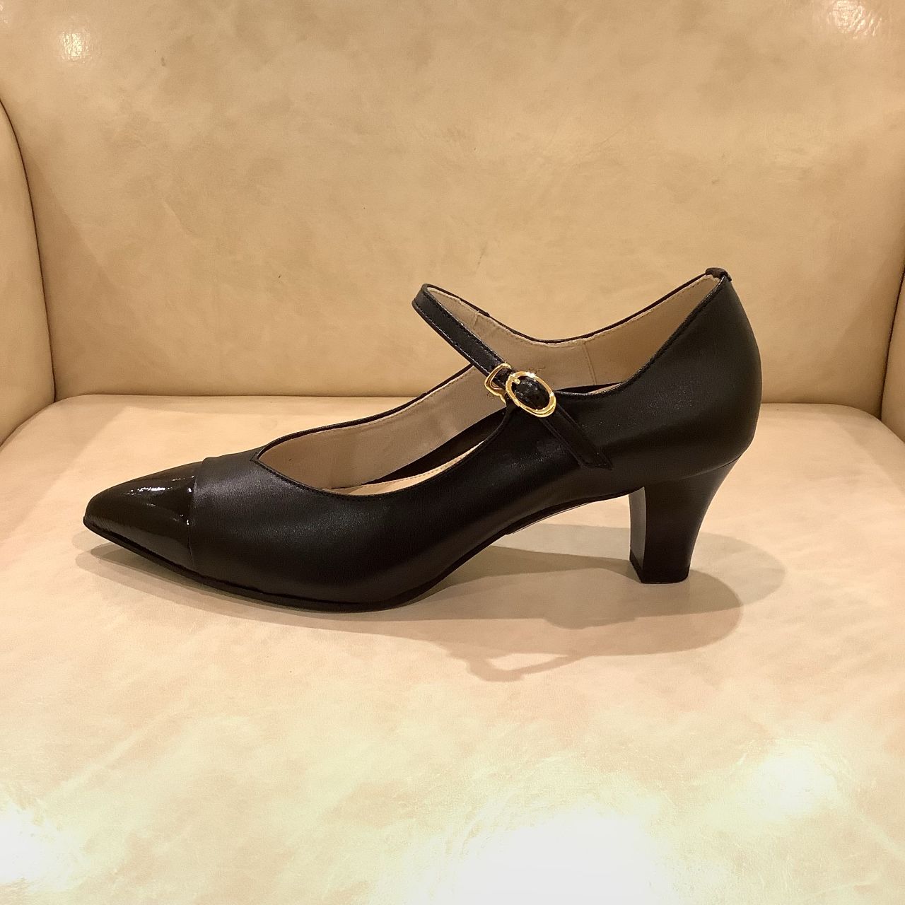 期間限定価格⭐️【ラージサイズ】銀座WASHINGTON 黒 パンプス 中ヒール 期間限定価格⭐️【ラージサイズ】銀座WASHINGTON 黒 パンプス