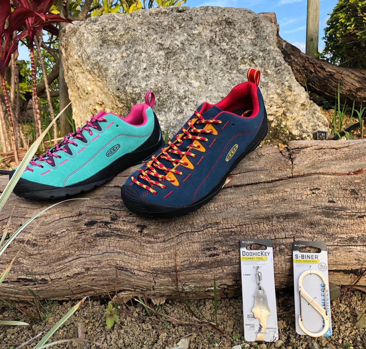 Keenアウトドアスニーカー Jasper Newカラー登場 イオンモール沖縄ライカム店 Shop News ムラサキスポーツ Murasaki Sports公式サイト