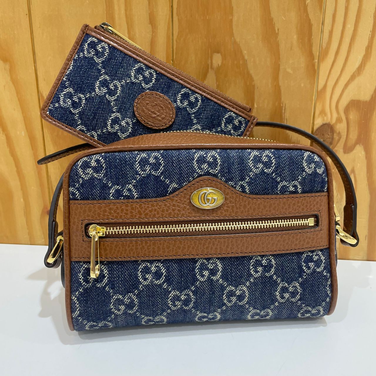 GUCCI モノグラムデニムショルダーバッグ 【関税込】 デニム GUCCI(グッチ) バッグ・カバン(レディース) - 海外通販の