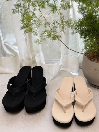 ウエッジヒールビーチサンダル入荷☆日本 | 日本橋高島屋S.C.