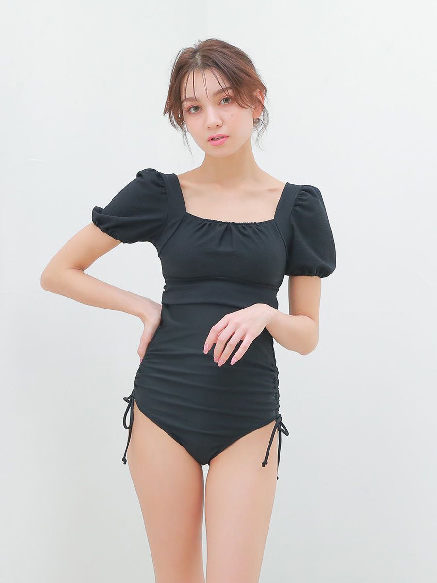 あ*お様 光沢のある黒のワンピース水着コスプレ 即完売した白黒ワンピ見え水着が再入荷！ | 天王寺ミオ 2/18-3/1期間