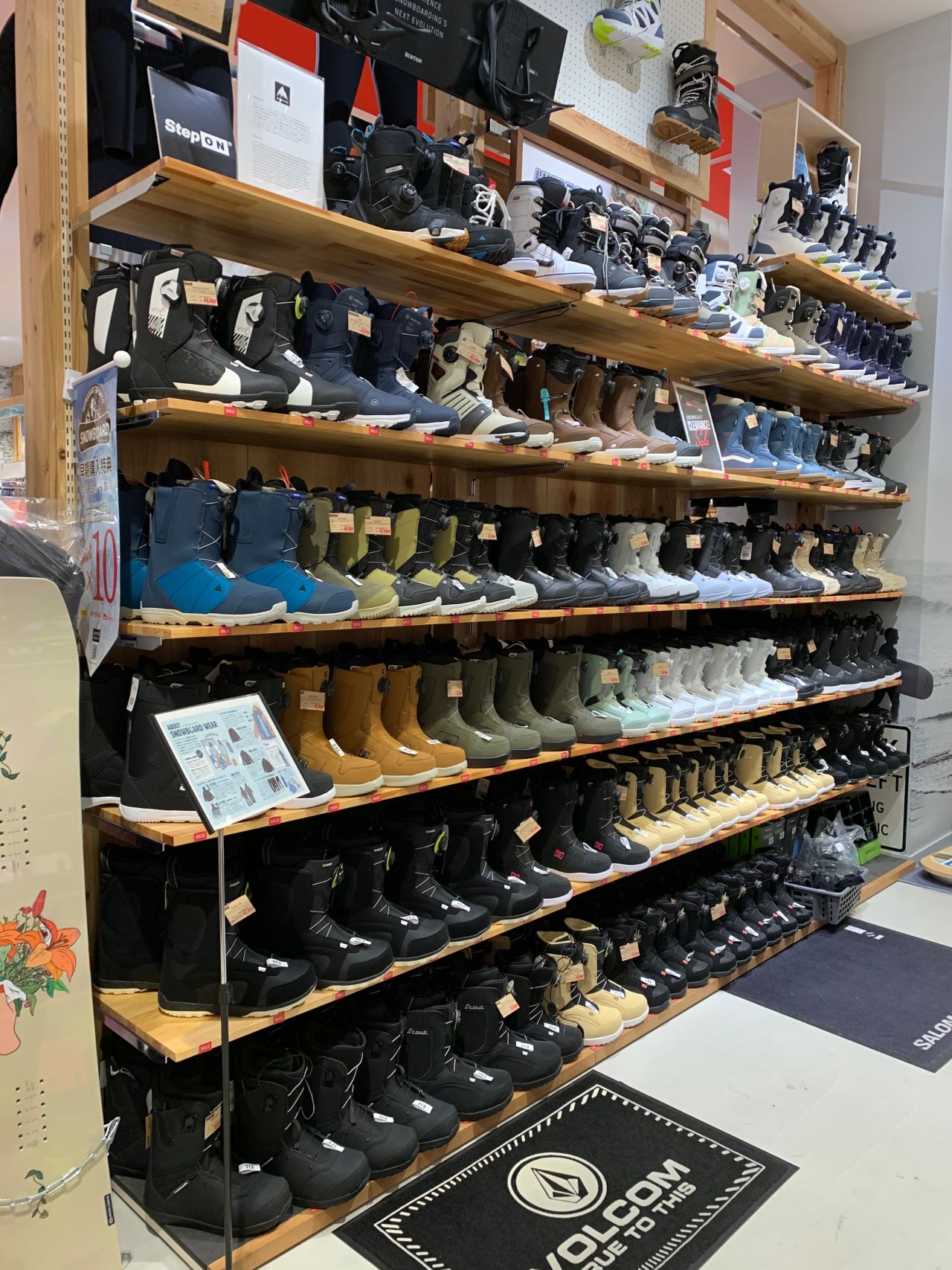 【名古屋/スノーボードアウトレット】最大50％OFFスノーボードOUTLET SALE RIDE LIFE MAGAZINE ムラサキ