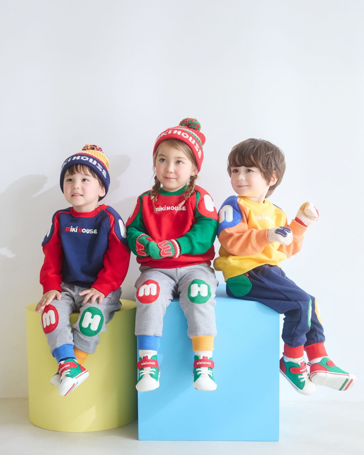 元気いっぱい！新作ロゴシリーズ スタジャン風ジャンパー｜ミキハウス