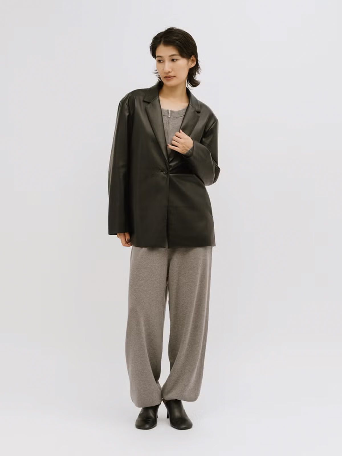 MIDIUMISOLID 2026 AUTUMN COLLECTION (47)