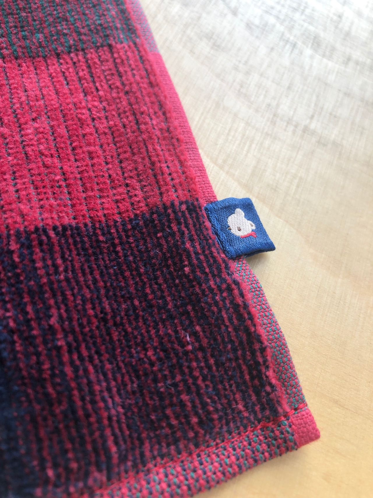 未使用美品‼️ファミリア　定番チェック柄/年中使用♪タオルマフラー/薄手コットン 未使用美品‼️ファミリア 定番チェック柄/年中使用♪タオル