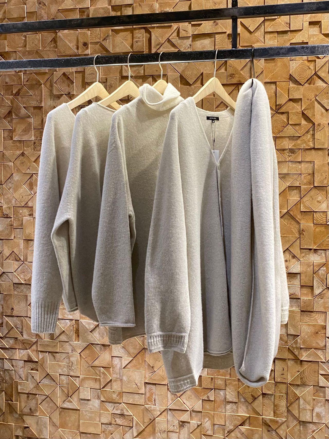 PICK UP】東京ミッドタウン店 ニット特集 | 東京ミッドタウン店 | pas