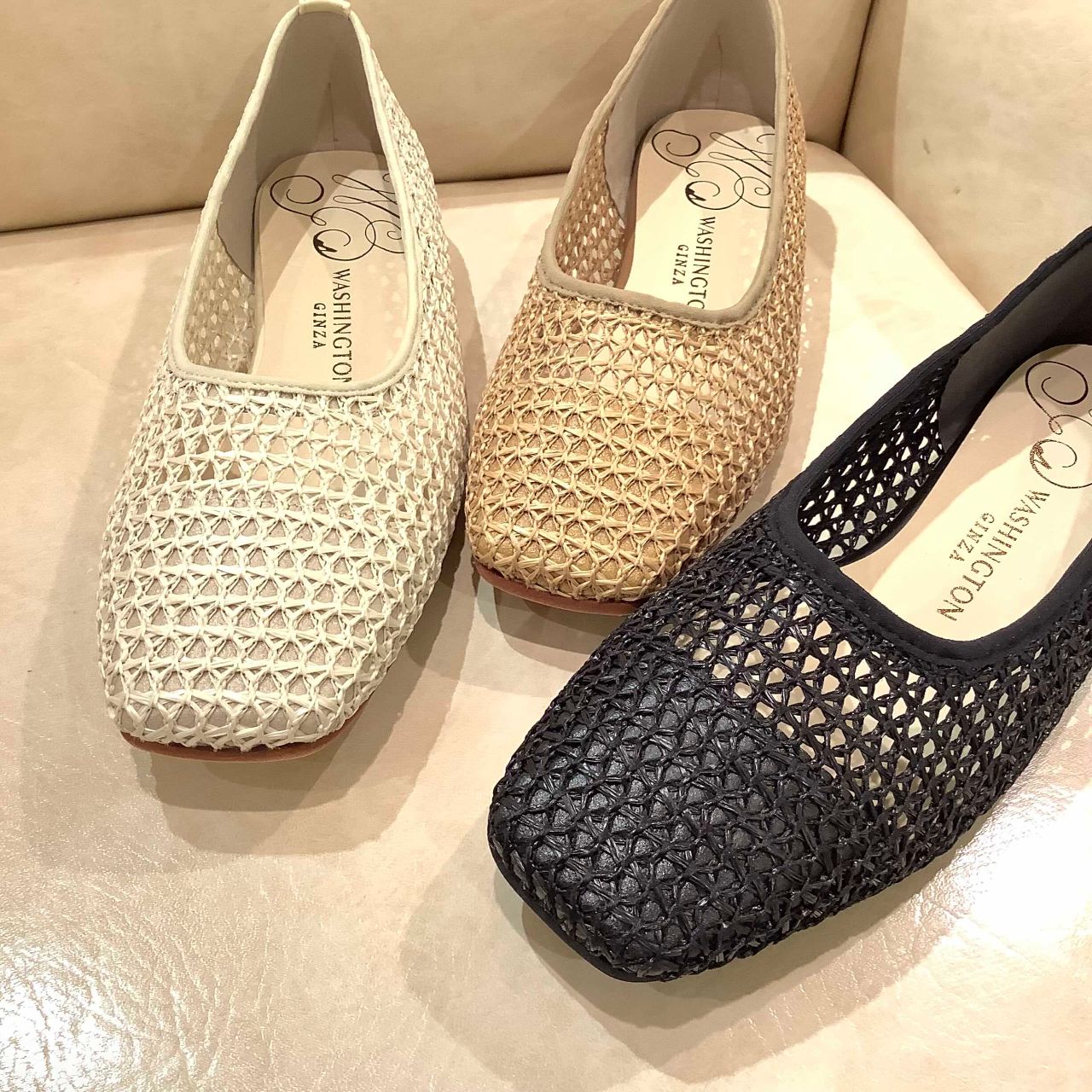 入荷now 買えない 銀座Washington メッシュフラットシューズ 伸縮 黒×銀ラメ 新品 靴