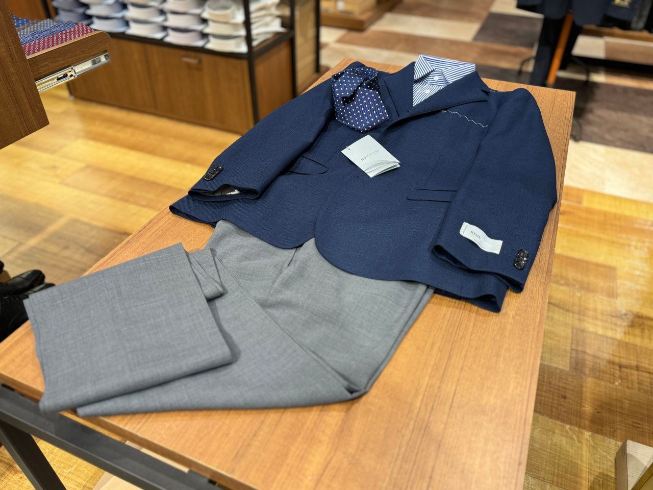 REDA　ジャケット　サンプル品 REDAのサステナブルなジャケット｜Mitsumine Outlet｜Staff Blog