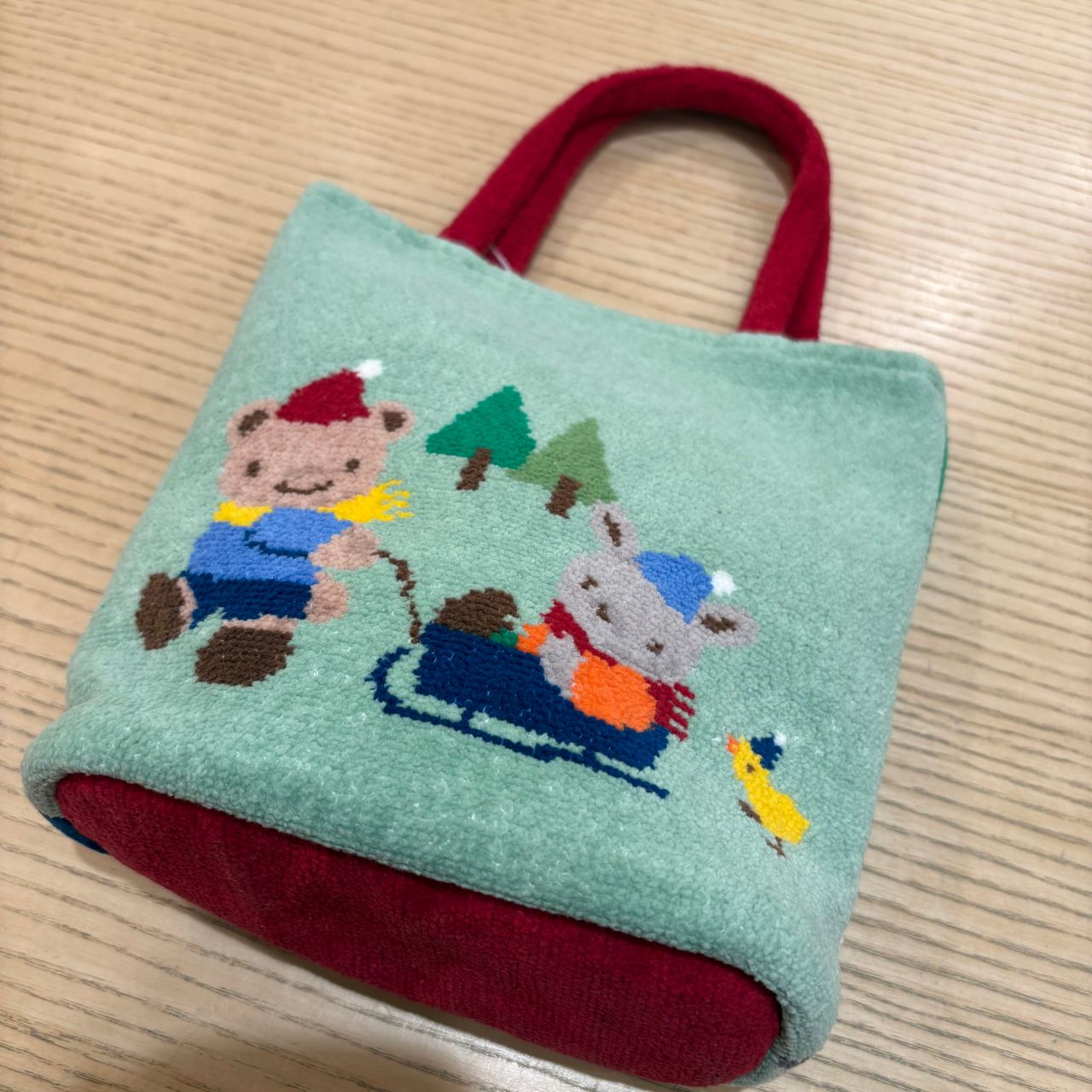 ⭐︎クリスマスプレゼントはお決まりですか？⭐︎｜ファミリア阪急