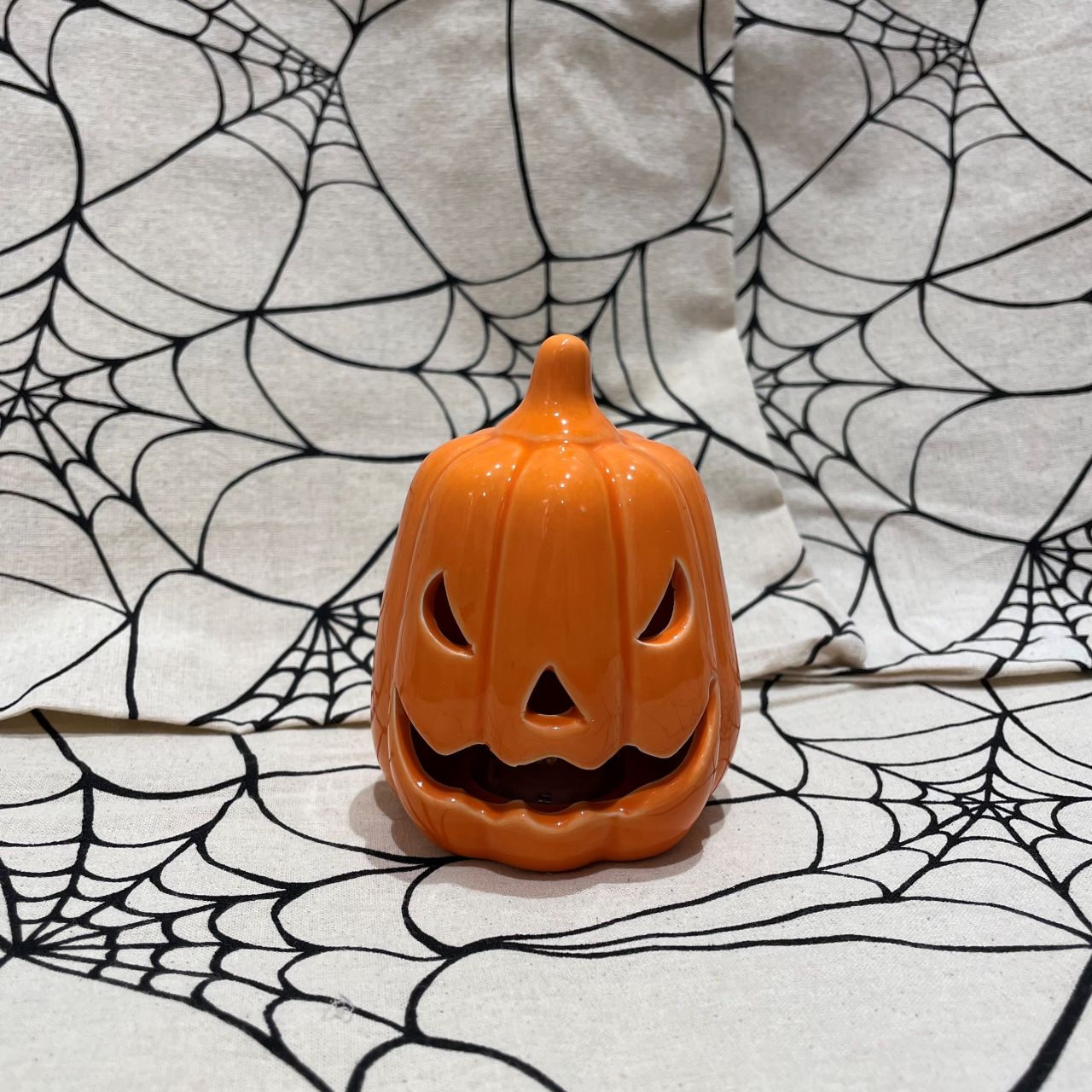 パンプキン クッション ハロウィン イベント 京都西川 ハロウィーン クッション パンプキン 抱き 背当て