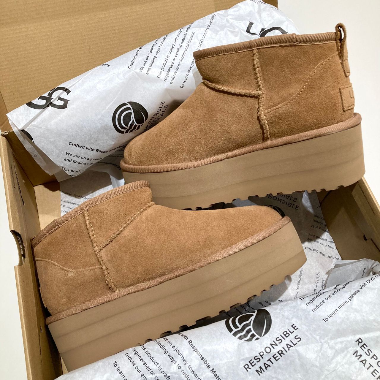 UGG 1152685SSAL 関税送料込 UGG 毎日発送 アグ サンダル レディース W GOLDENGLOW