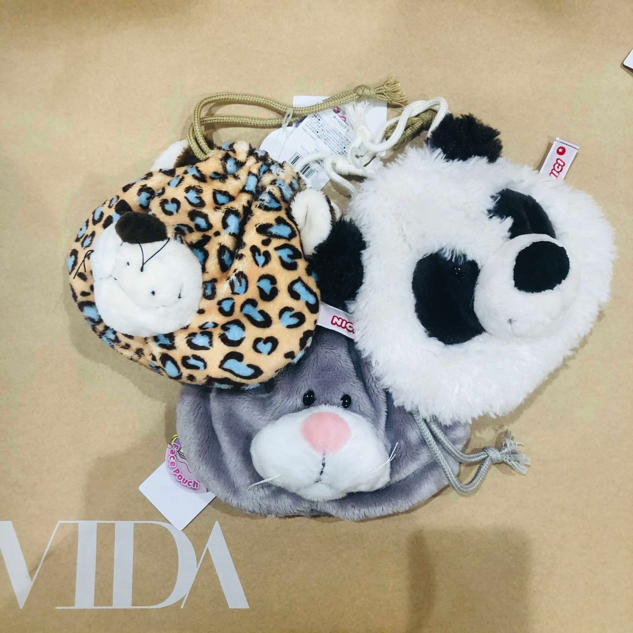 新商品 Nici フィギュアフェイスポーチ Vida 上小田井 アントレックス公式ブログ