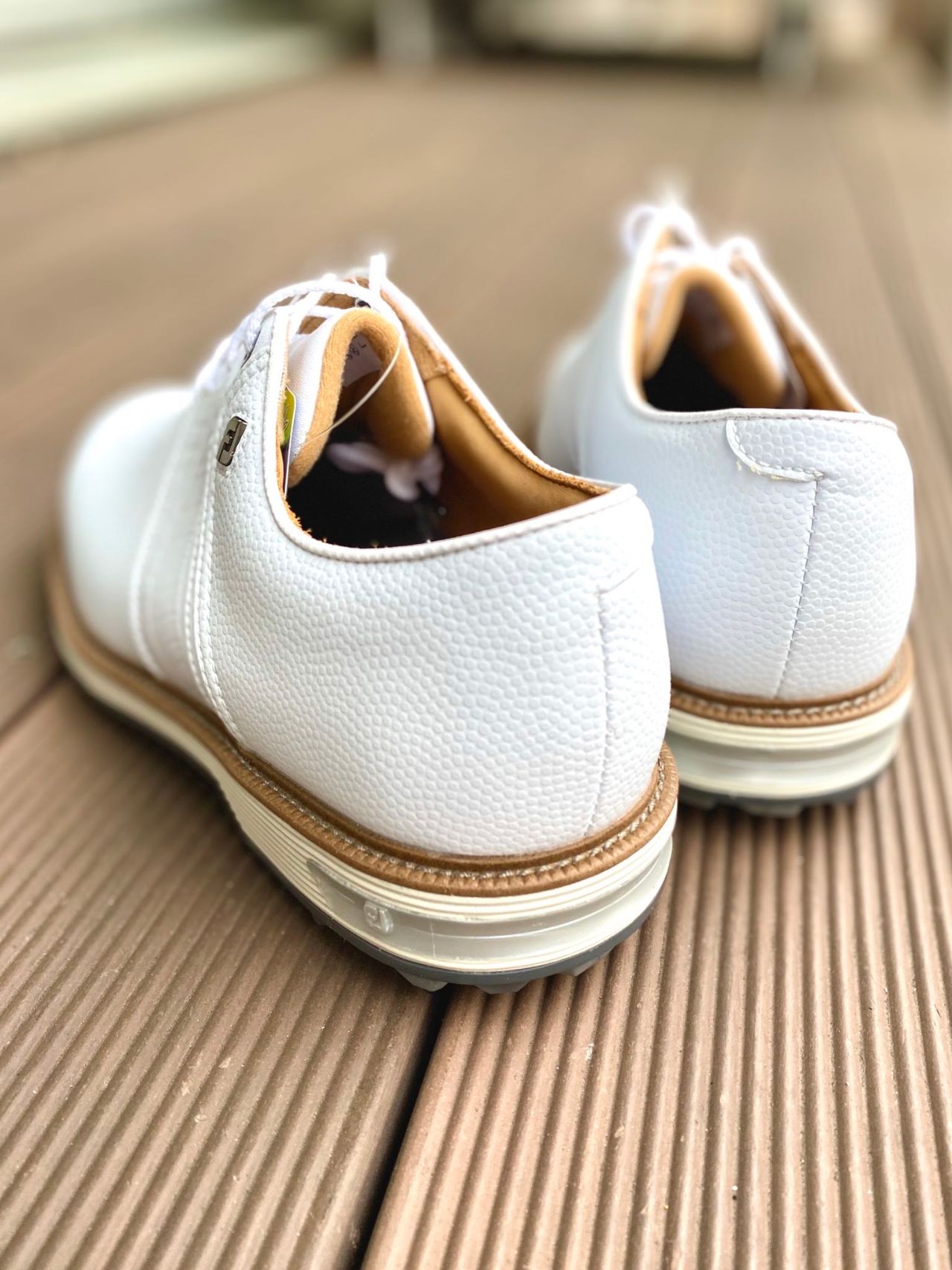 洗練された高級感クラシカルシューズ！【 FootJoy 】-DRYJOYS PREMIERE