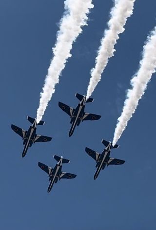 ブルーインパルス！ | 岡山拠点のトミヤコーポレーション公式