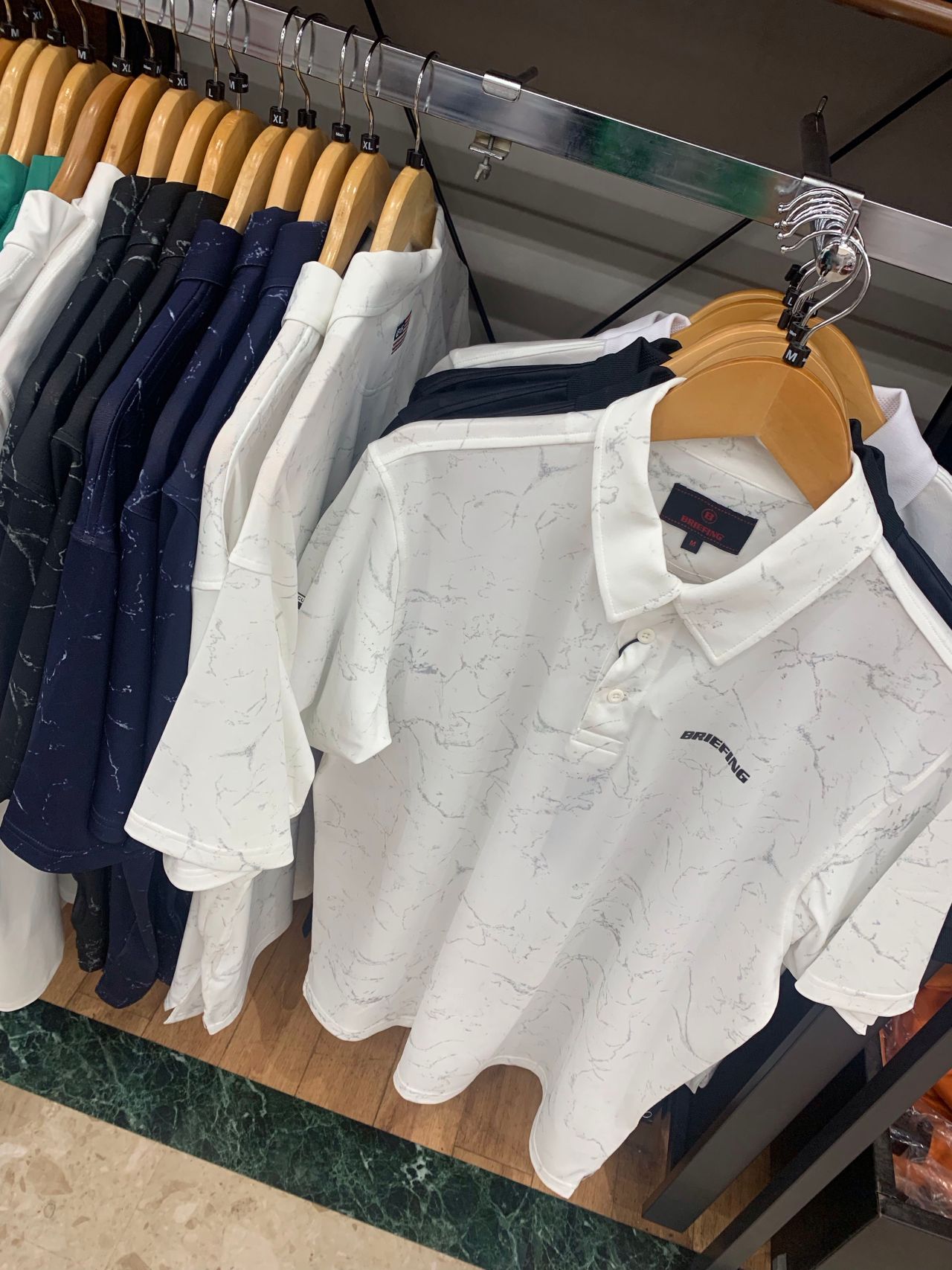 【極美品】 パーリーゲイツ　保冷バッグ　クーラー　ゴルフ　PG 白 極美品】 パーリーゲイツ 保冷バッグ クーラー ゴルフ PG 白