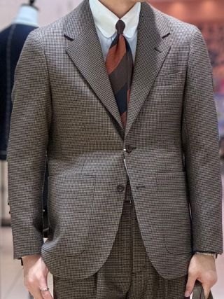 メンズ］GOOVI 新作 ベージュ セットアップ｜SUIT SQUARE SUIT