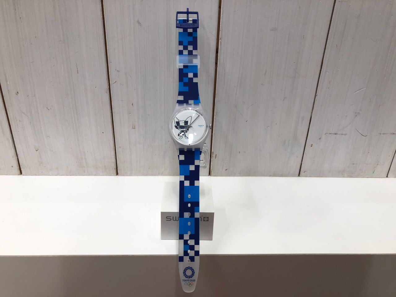 東京2020五輪スタッフ限定Swatch 果てしない