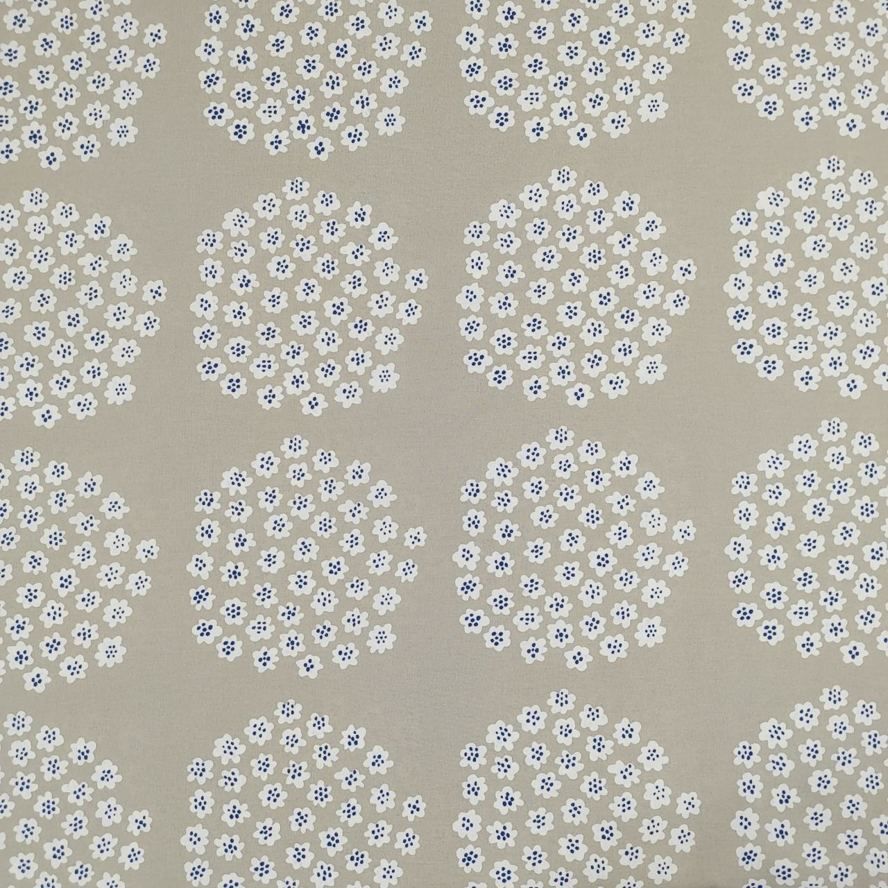 マリメッコ入荷中 新宿アルタ 生地館4階 5階 生地 手芸用品のオカダヤ Okadaya 公式ショップブログ