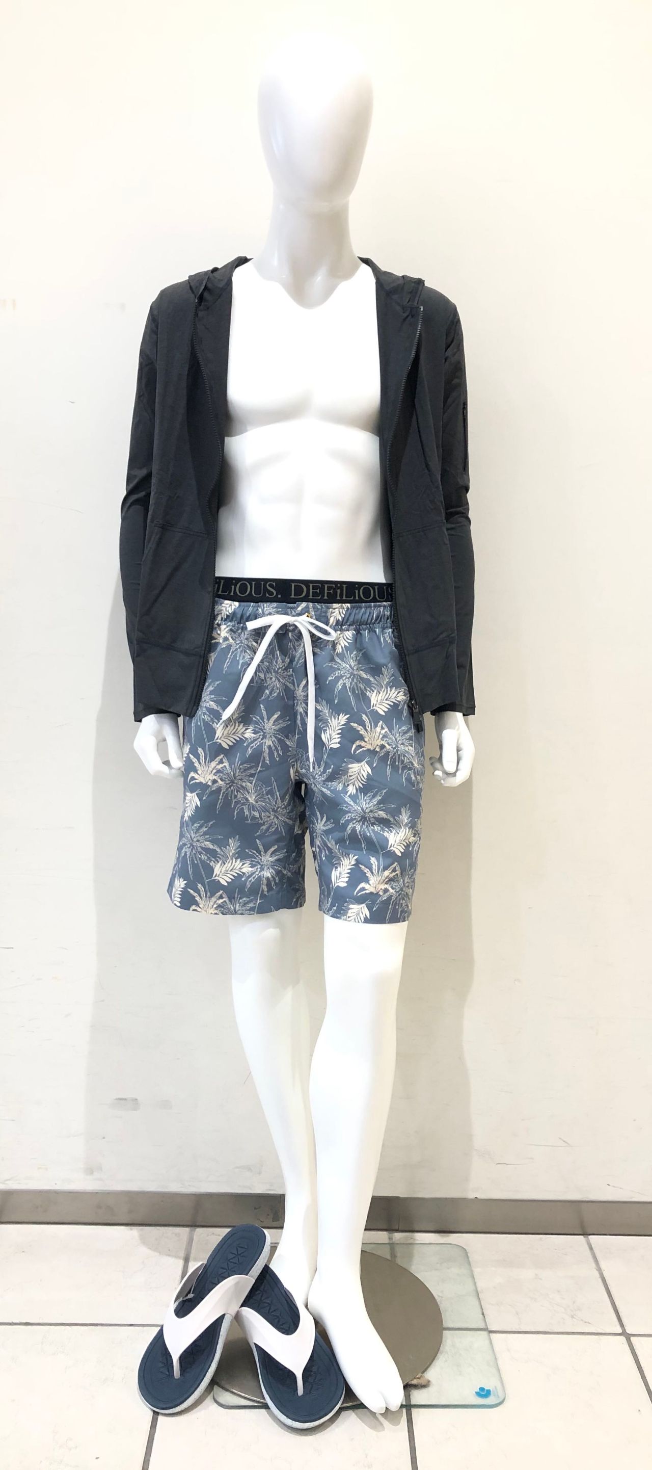 メンズサンダルもあります 栄 メンズ 名古屋ラシック Riberce店 Riberce リベーチェ 公式ブログ