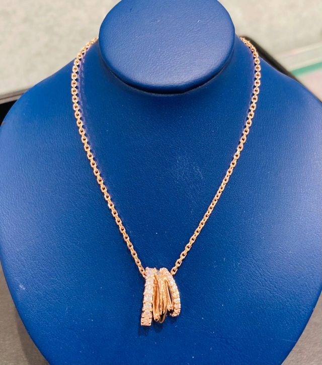 スワロフスキー SWAROVSKI ネックレス Hyperbola ペンダント 5701494