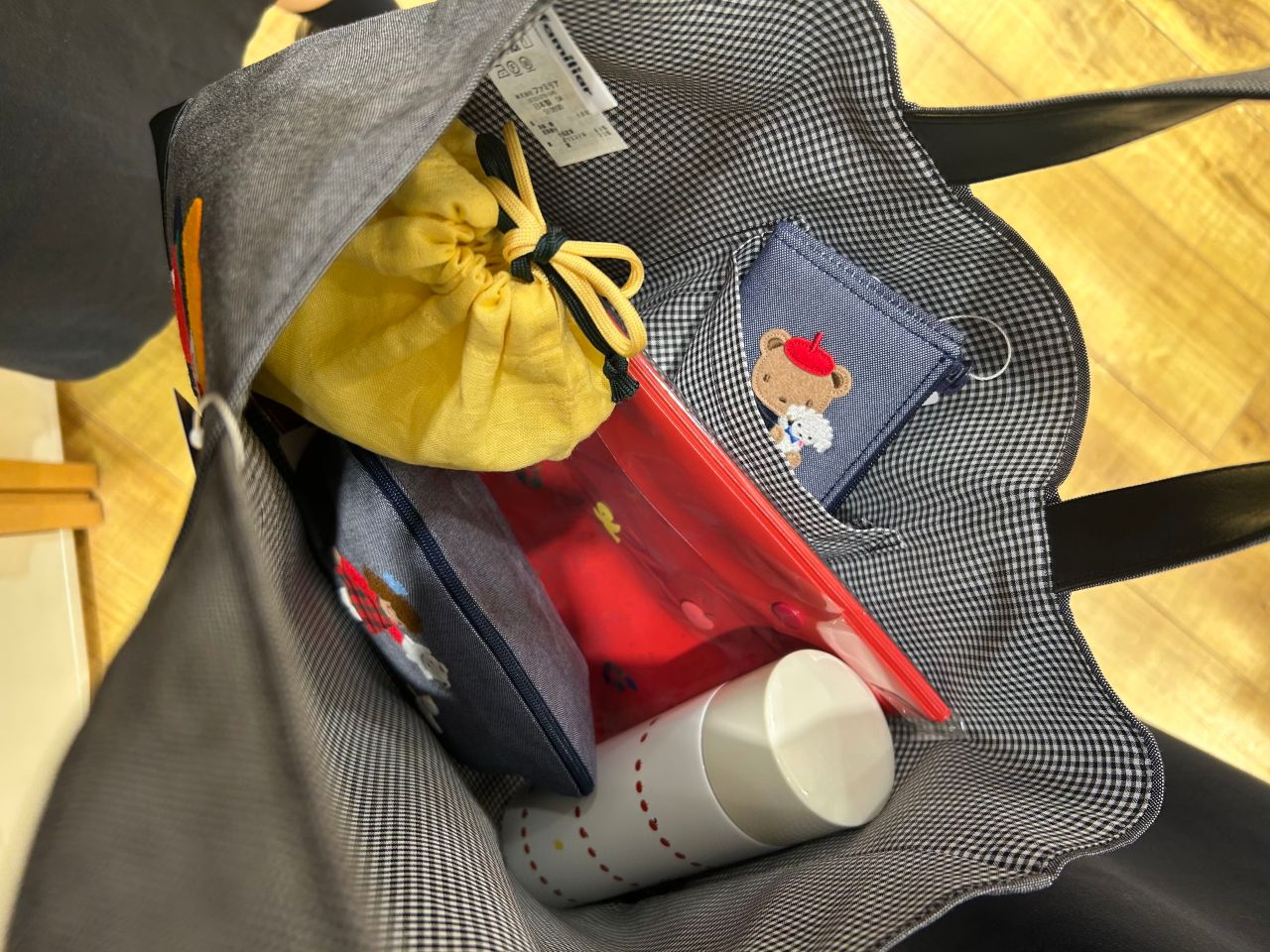 秋のお出かけに♬.*ﾟデニム雑貨｜ファミリア阪急うめだ本店