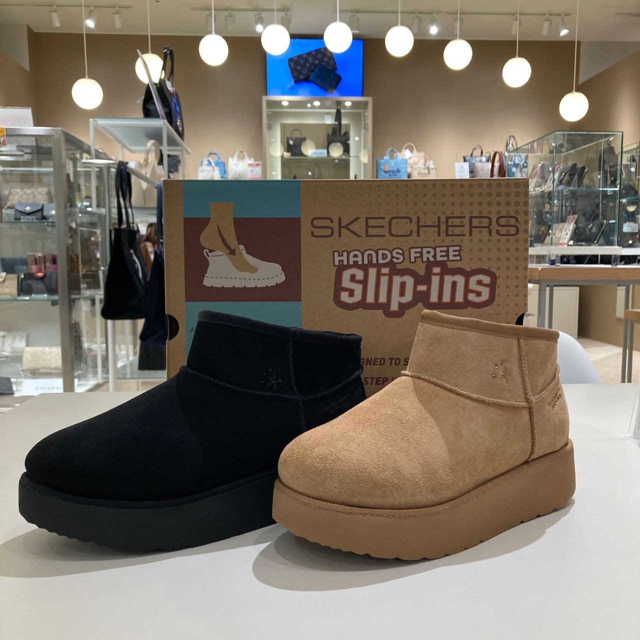 SKECHERS ムートンブーツ SKECHERS（スケッチャーズ） ムートンブーツ レディース 幅広 軽量