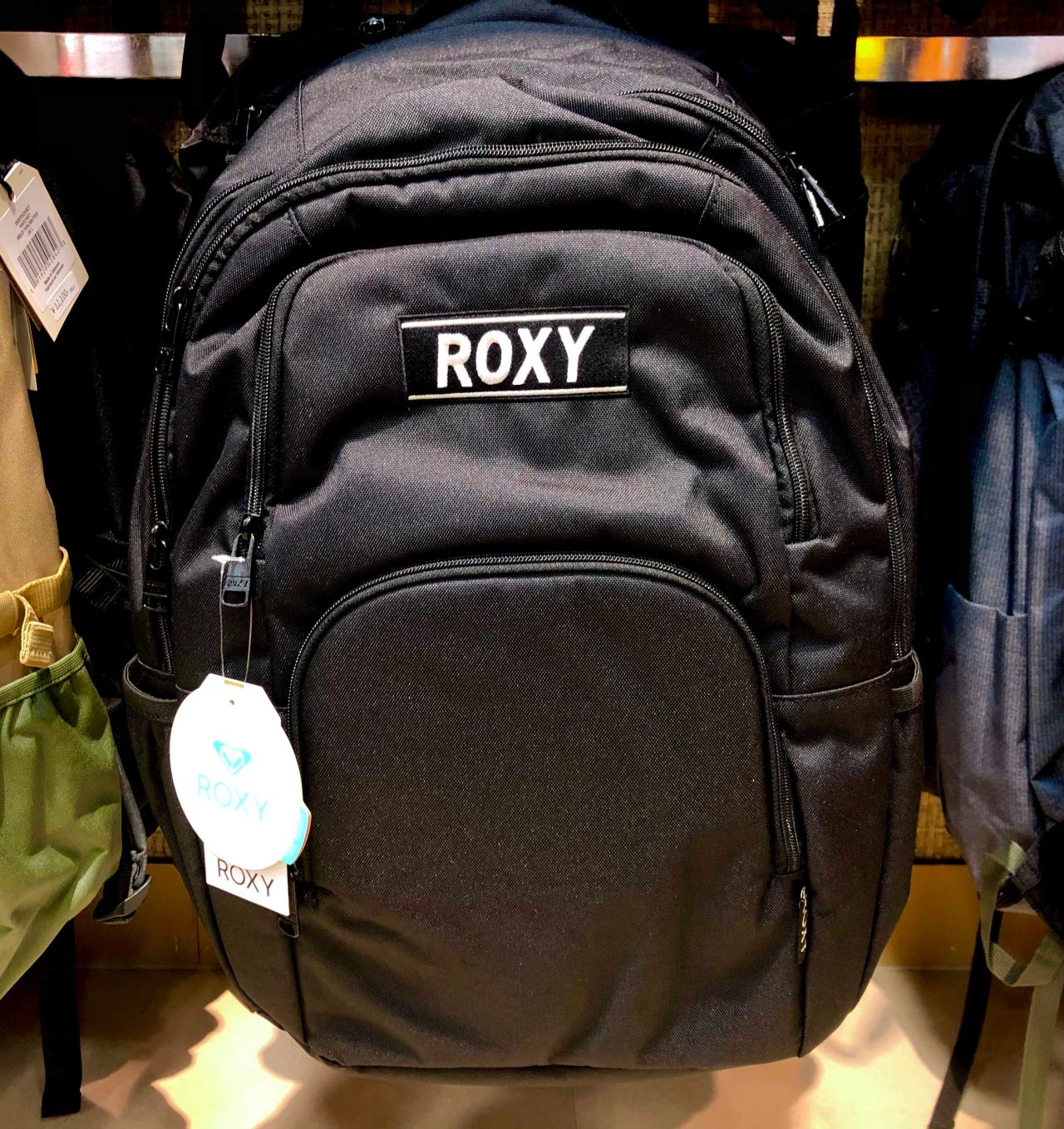 商品情報 バックパック買うならムラサキスポーツ バックパック続々と入荷中 イオンモール高岡店 Shop News ムラサキスポーツ Murasaki Sports公式サイト