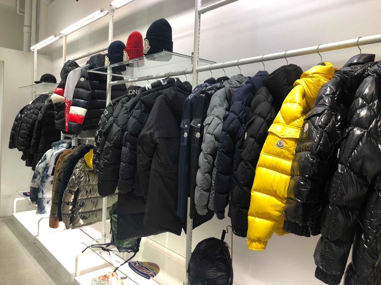Moncler モンクレール Lhp Lhp 原宿 上野商会公式ブログポータルサイト