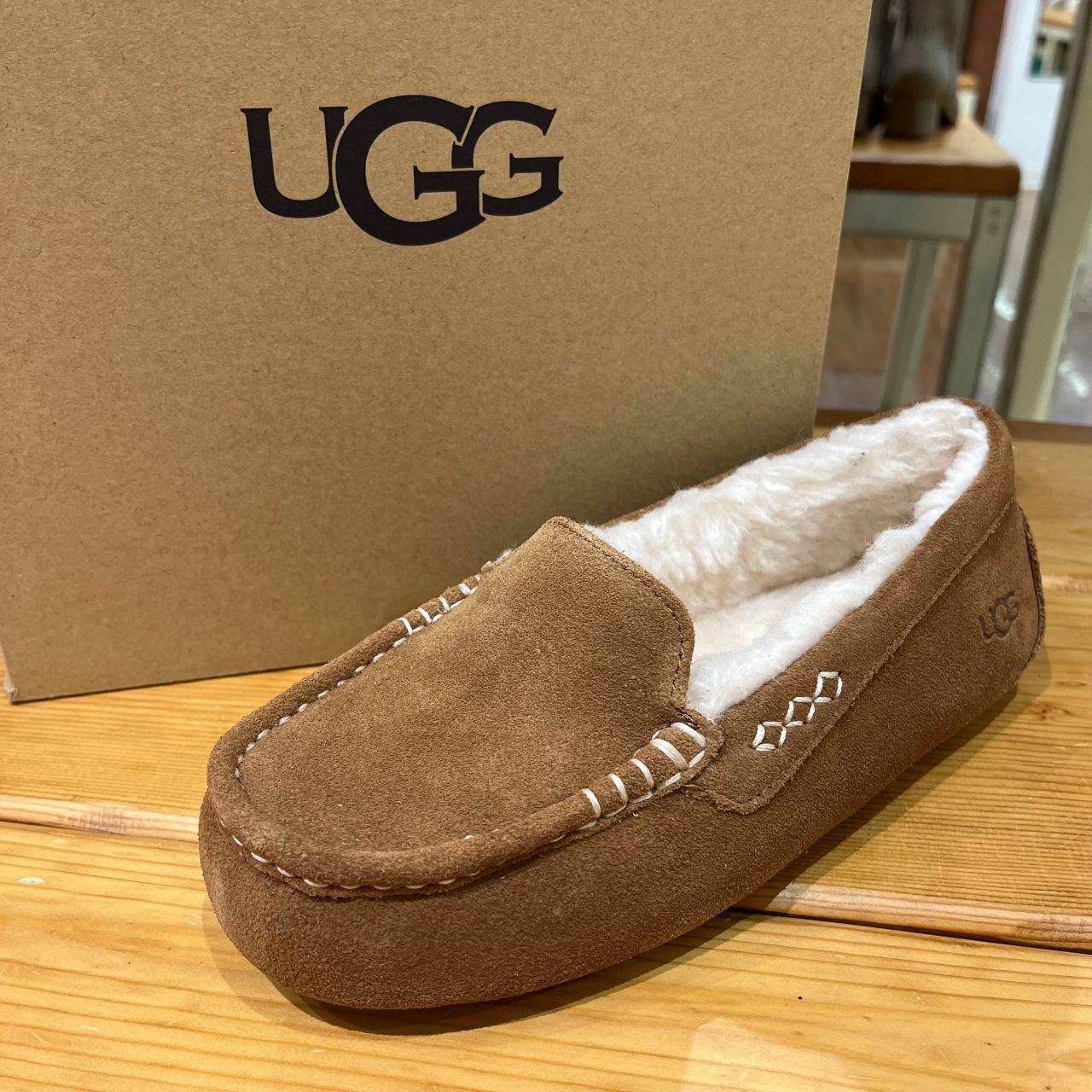 UGG アグ アンスレーモカシン グレー 24センチ グレー モカシン 24cm