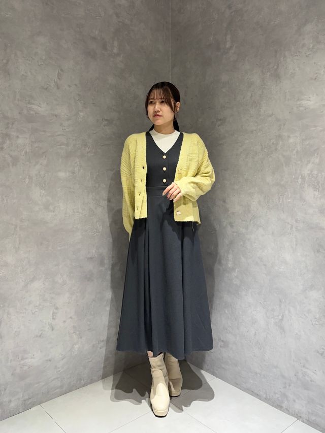 Vネックフレアジャンスカ