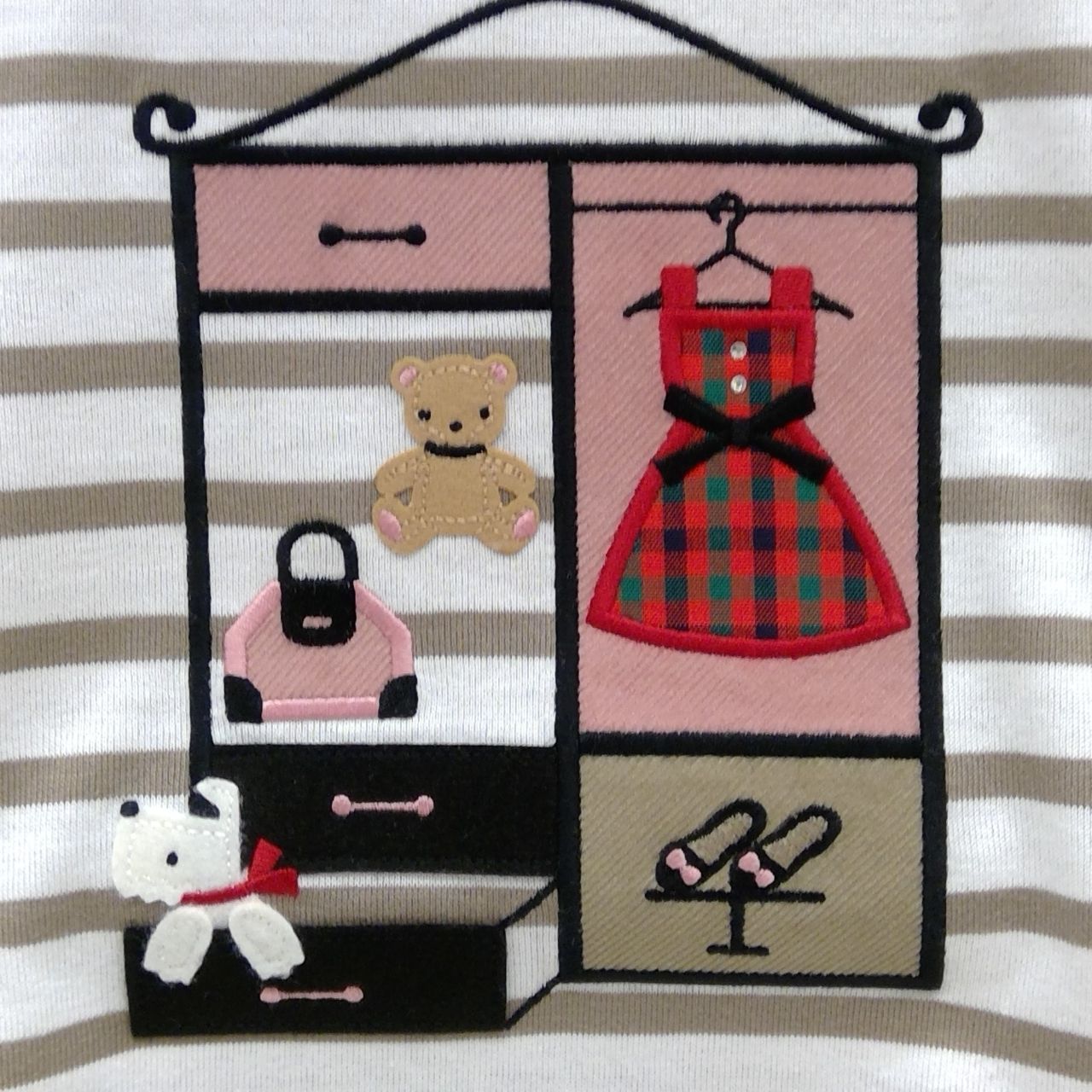 テリアがいっぱい♡』お洋服のご紹介です♪｜ファミリアそごう広島店の