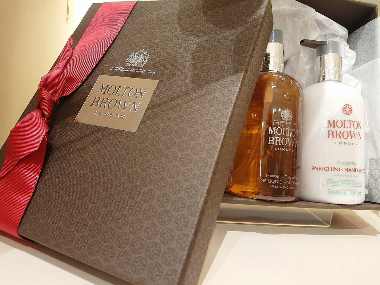 MOLTON BROWN ギフトボックス 3本セット MOLTON✧BROWN 新ギフト入荷！！ | 岡山拠点のトミヤコーポレーション