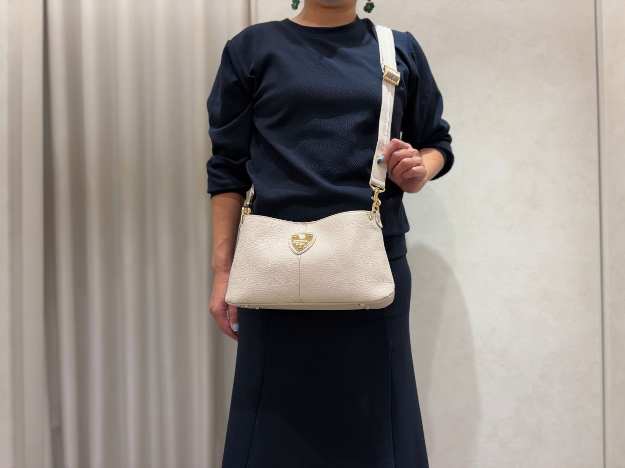 ⭐︎極美品⭐︎アタオ チヴィ　アイビスホワイト スタッフ私物】私が選ぶ初めてのアタオ｜chivy+(チヴィ・プラス