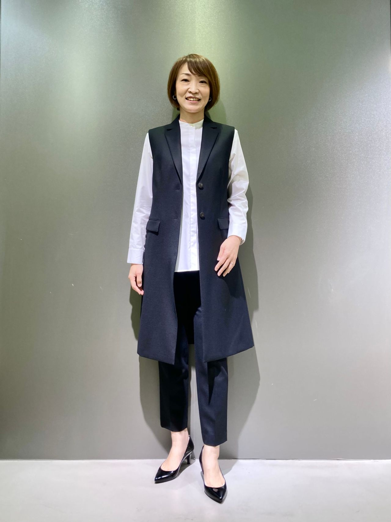 theory luxe 揺する New Saxony ジレ テーパードパンツ 紺 38