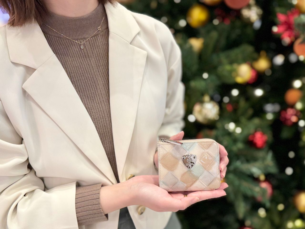 お盆期間SALE❤︎ATAO KOBE 2024ホリデー限定　白狐スマッチ 2025 限定ホリデーコレクション｜幸運をもたらす白狐シリーズ – ATAO