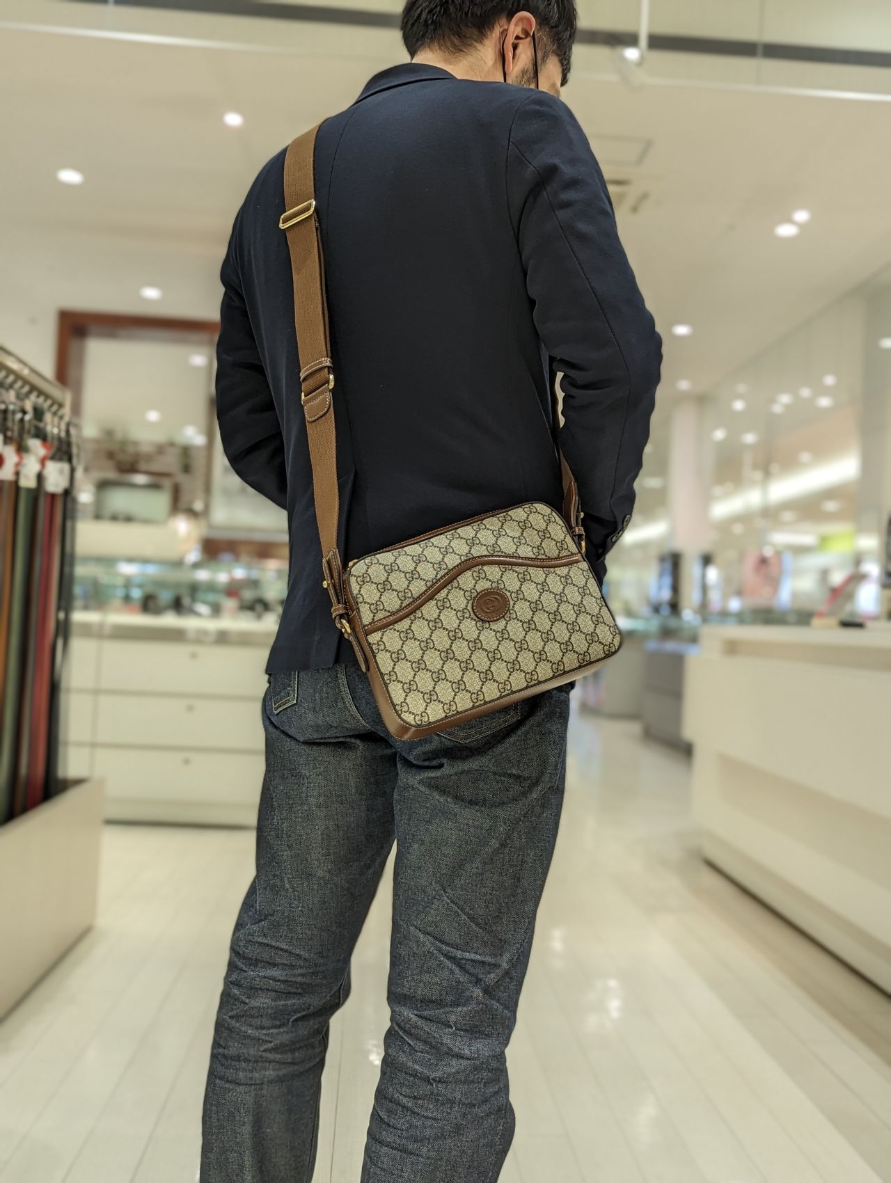 グッチ　靴　キルティング　麻 グッチ GUCCI 669582 1XL10 スニーカー GGエンボス (GUCCI