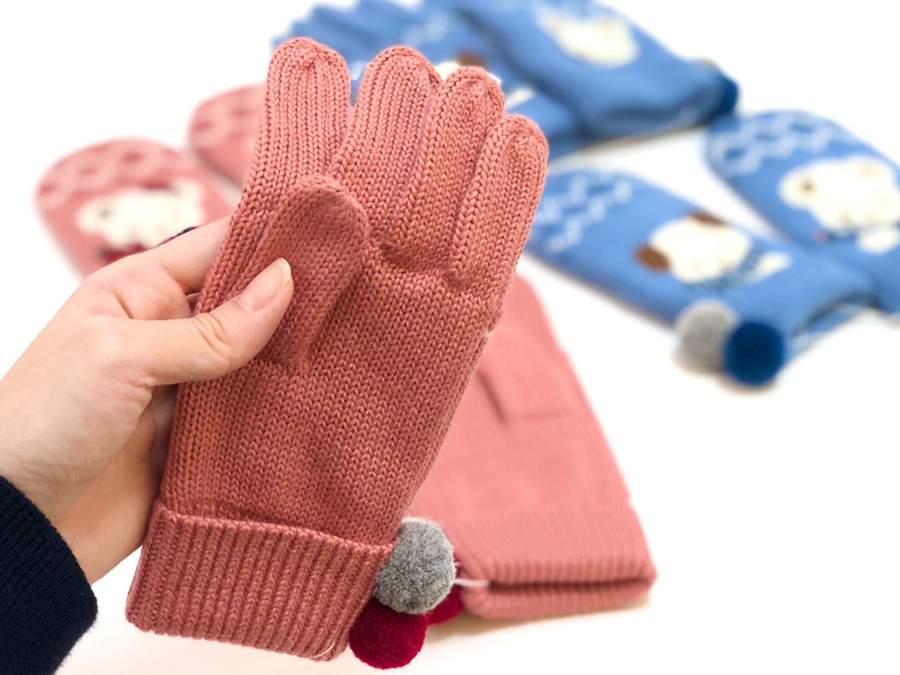 ニット小物♫｜ファミリア福岡岩田屋ファミリアの公式ブログ